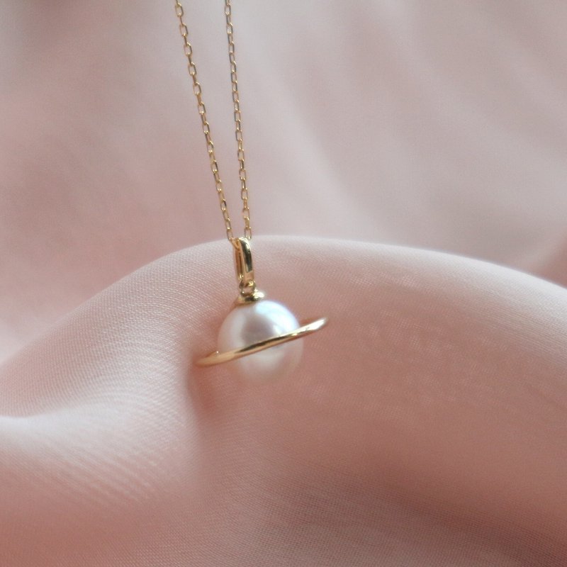 Mini Planet 18k Gold Pearl Pendant - Necklaces - Pearl 