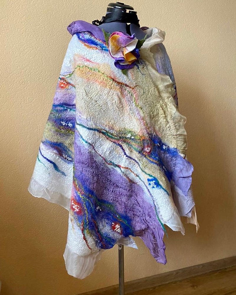 Wool felt silk scarf / colorful felt silk shawl / unique art woman scarf - ผ้าพันคอ - ขนแกะ หลากหลายสี