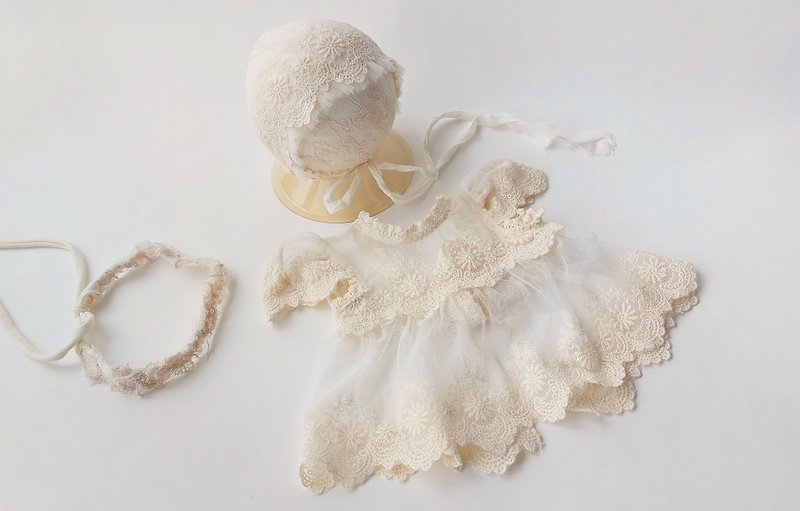 Boho lace outfit, Beige dress for newborn girl, Newborn photography props - 嬰兒飾品 - 其他材質 
