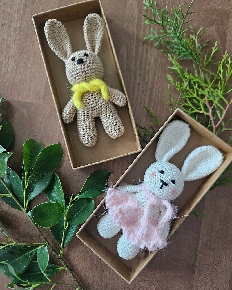 Amigurumi small rabbit, white bunny girl with removable clothes - Kids' Toys - Cotton & Hemp White