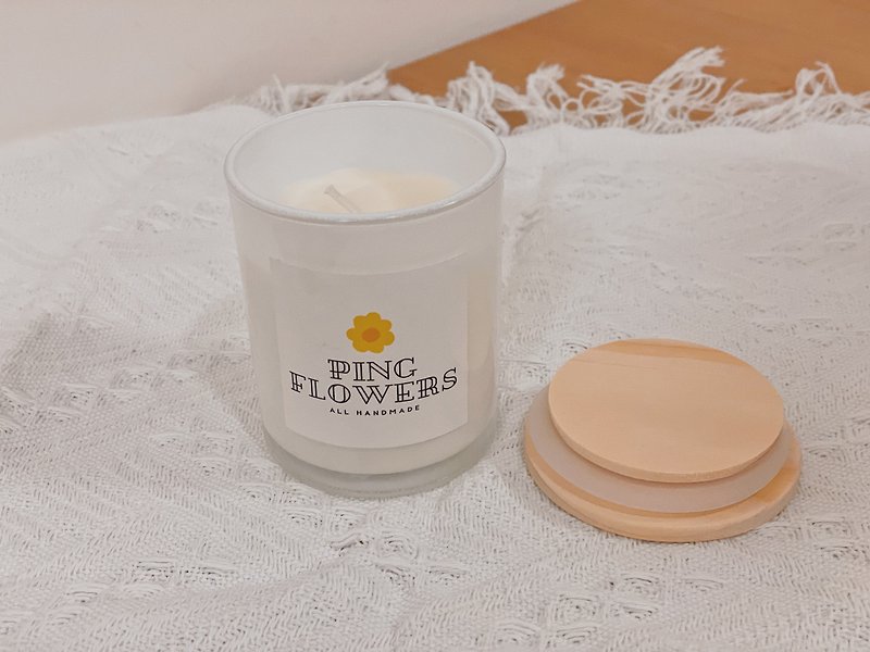Weekday Flower House Pure Soy Wax Fragrance Covered Mist White Candle - Candles & Candle Holders - Wax White