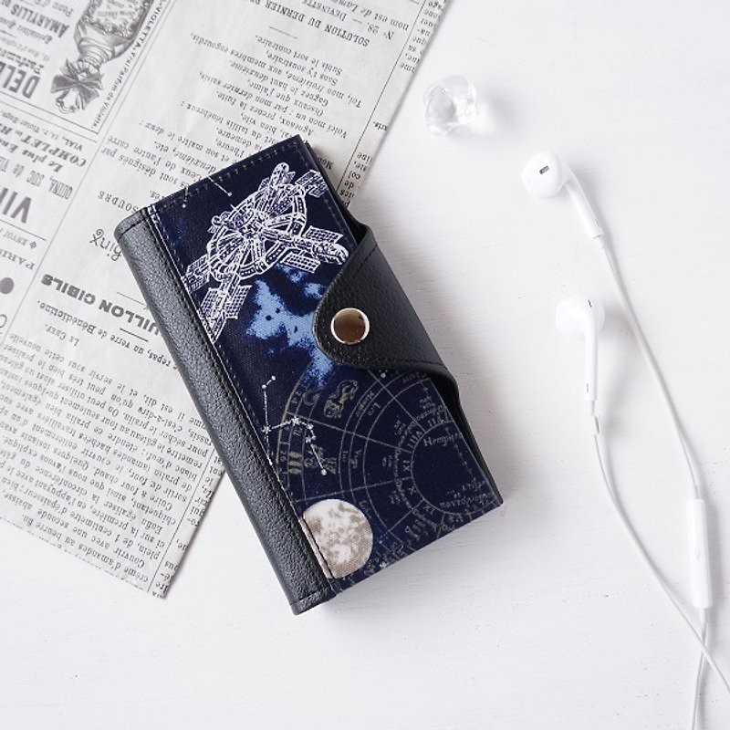 iPhone6/6ｓ/7★宇宙・衛星・月★手帳型スマホケース - スマホケース - 革 ブルー