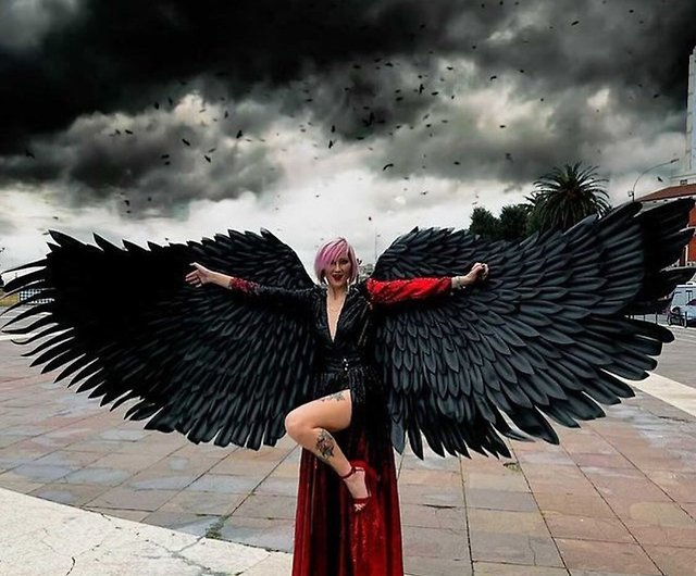 Angel wings, angel wings costume, black wings, black wings costume
