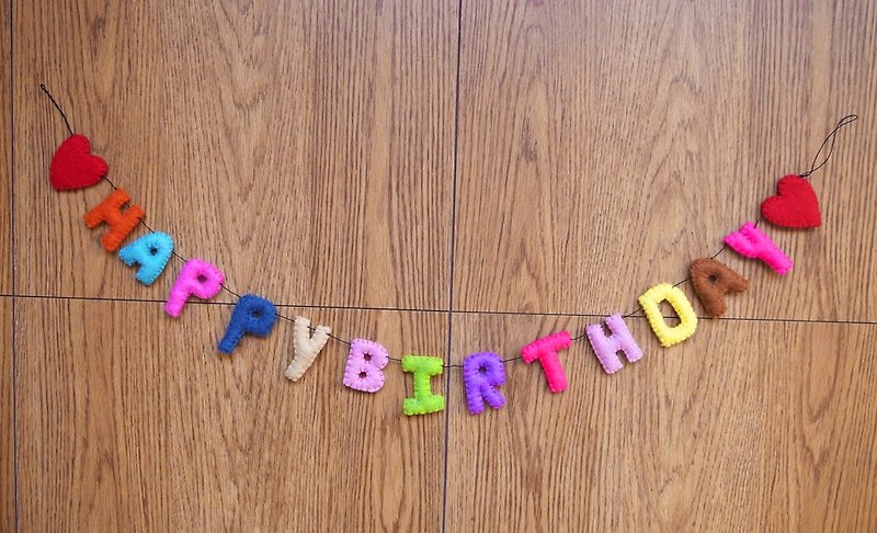 誕生日の装飾ウールは手作りの文字の誕生日の飾りを感じましたお誕生日おめでとう - その他 - ウール 