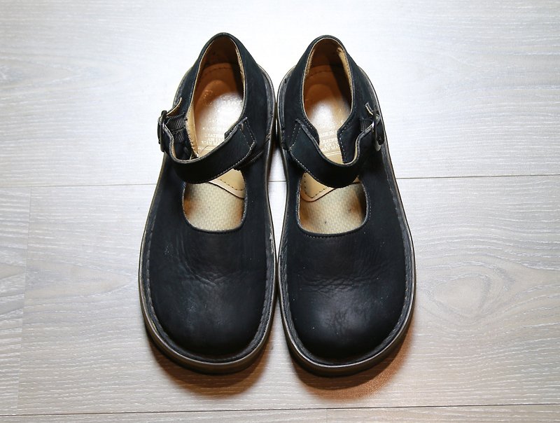 Back to Green Dr. Martens英國製 霧黑娃娃鞋 vintage shoes SE45 - 芭蕾舞鞋/平底鞋 - 真皮 