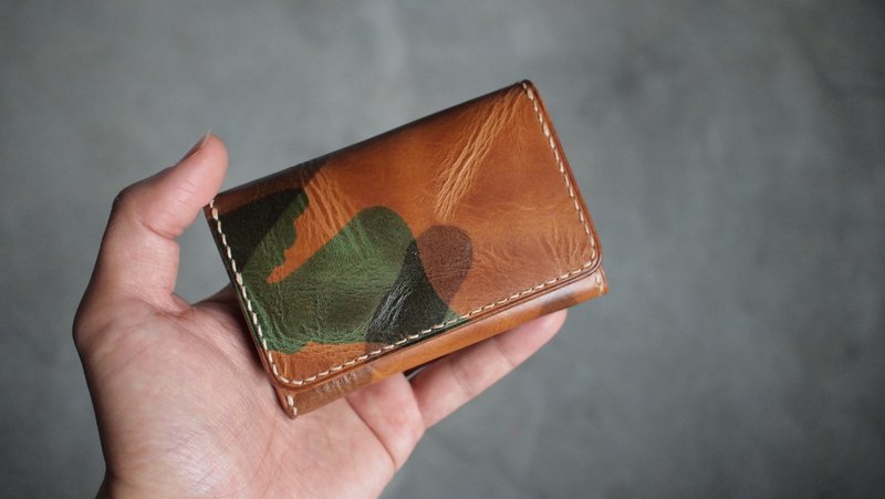 Custom Camouflage Leather Card Holder - ที่เก็บนามบัตร - หนังแท้ สีเขียว