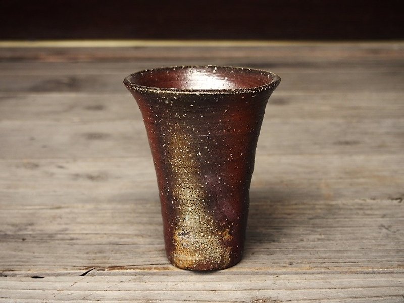 備前 麦酒呑み（中）＿b2-022 - 花瓶・植木鉢 - 陶器 ブラウン
