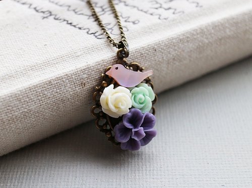 Bird Dream Garden Necklace