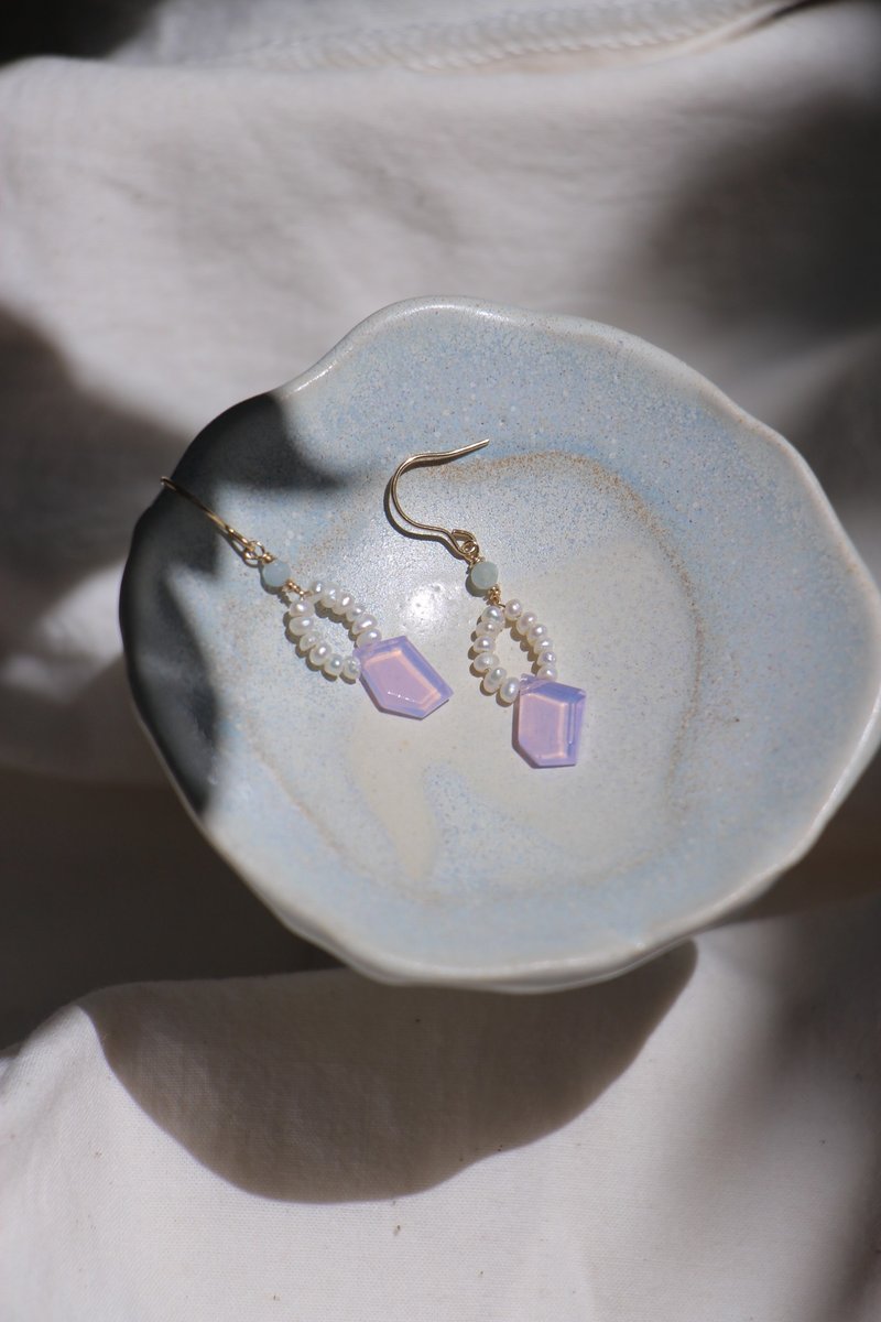 Botanical Lavender Love Earrings Lavender Stone Pearl Stone - ต่างหู - เครื่องประดับพลอย 