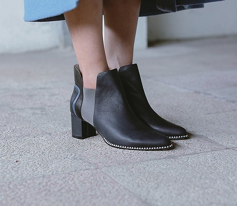 Delicate pearl trim bandage stitching pointed leather thick with ankle boots black - รองเท้าบูทยาวผู้หญิง - หนังแท้ 
