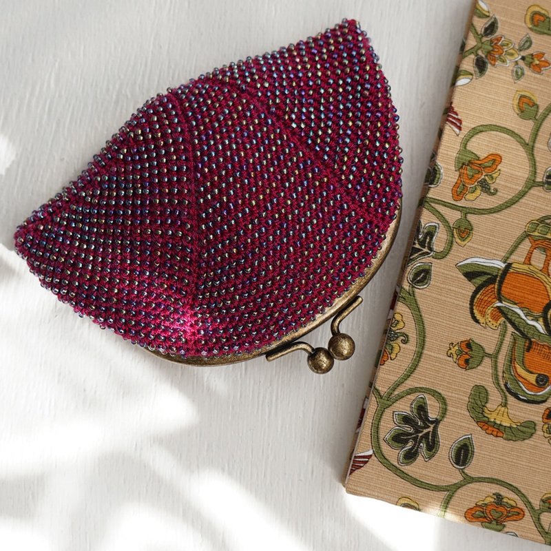 Ba-ba handmade Seedbeads crochet pouch No.1786 - 零錢包/小錢包 - 其他材質 紫色