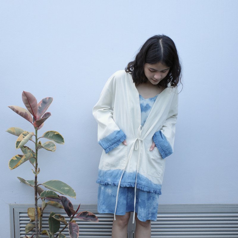 linnil: kimono / outer ~ natural dye indigo cotton - 女上衣/長袖上衣 - 棉．麻 白色
