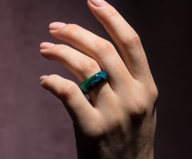 ウッドレジンリンググローハンドメイドエンゲージリング2本極夜