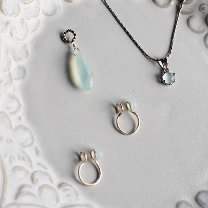 Pinkoi Exclusive Sea Blue Chalcedony Jewelry Set - Lapin Lunaire Christmas Coffret 2024 - ต่างหู - เครื่องประดับพลอย สีน้ำเงิน