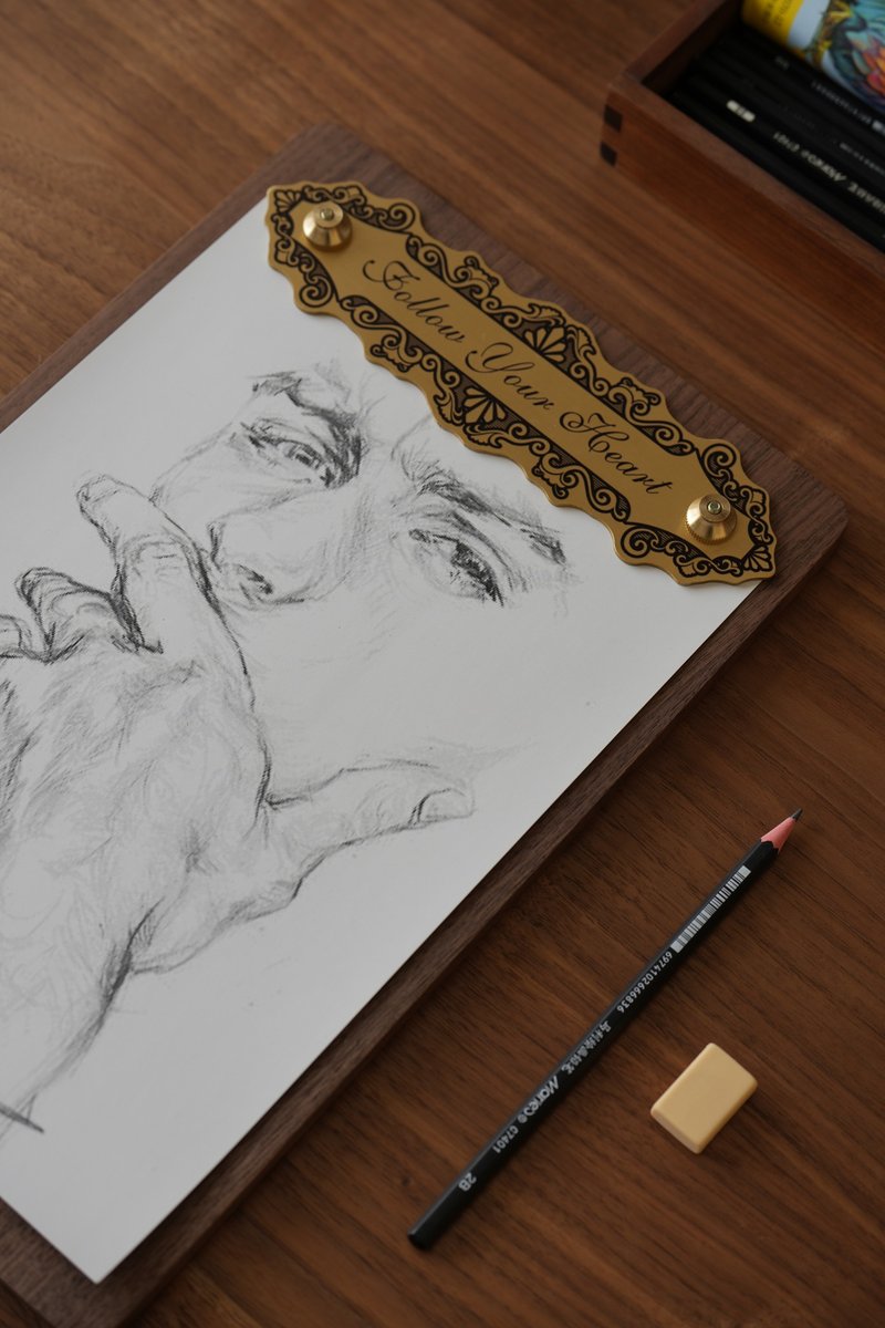 Drawing board sketch board writing board A4 retro Bronze clip thickened black walnut + brass - แฟ้ม - ไม้ 