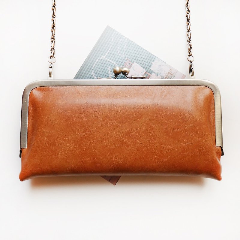 Hand の temperature shoulder bag gold shoulder bag / long clip / mobile phone bag [made in Taiwan] - Messenger Bags & Sling Bags - Other Metals Brown