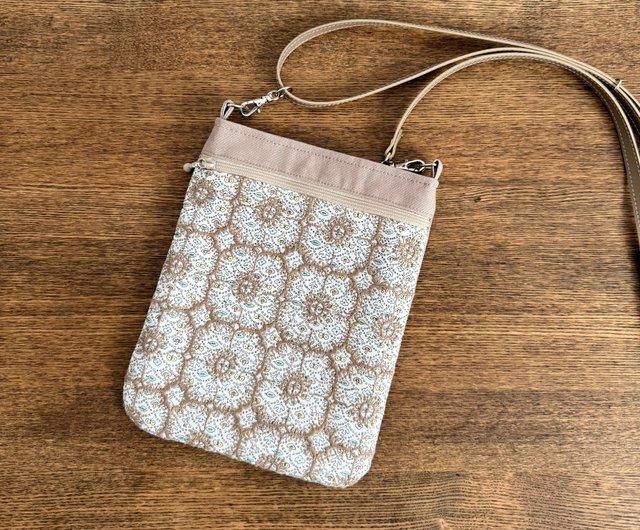 ミナペルホネン forest wave+anemone  親子がま口