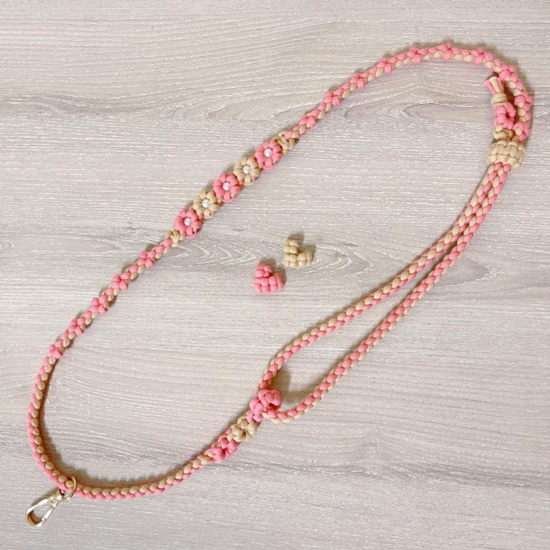 Little Daisy. Star mobile phone strap (with pearls) - เชือก/สายคล้อง - ผ้าฝ้าย/ผ้าลินิน 