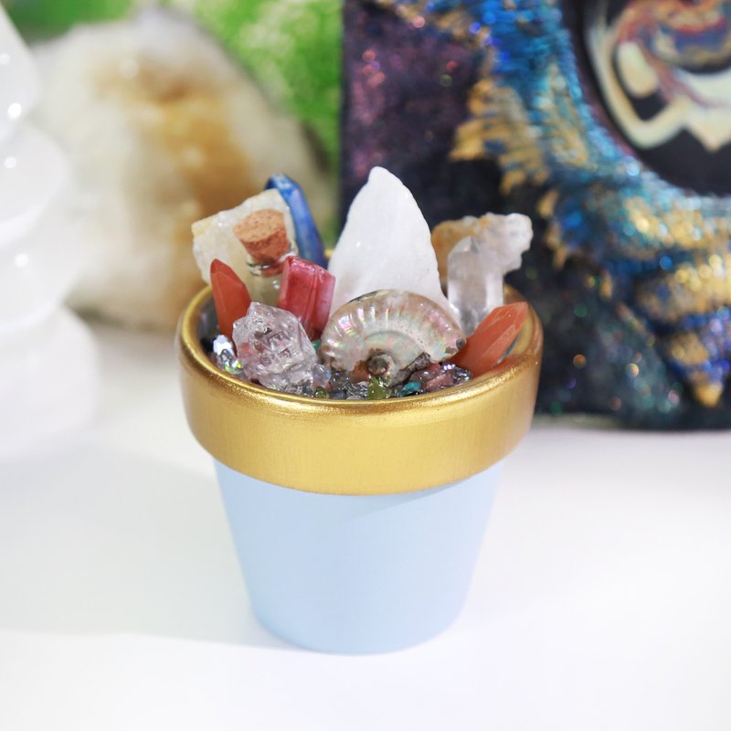 Orgone Magic Wishing Crystal Pot ~ Blue - ของวางตกแต่ง - คริสตัล สีน้ำเงิน