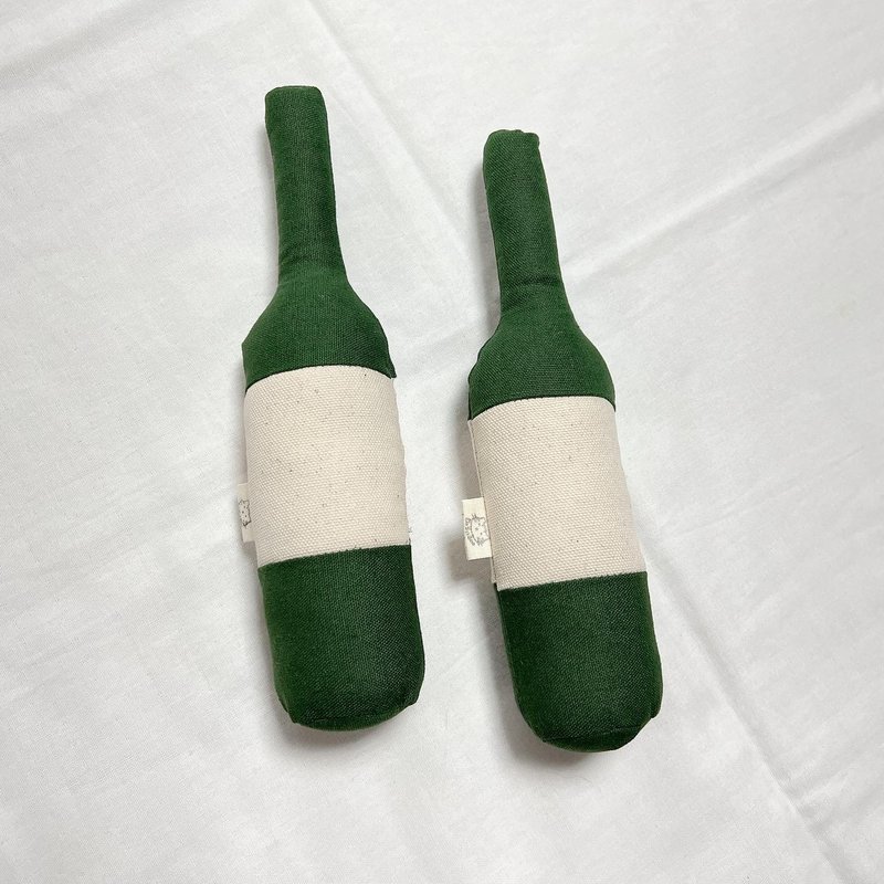 【Customized Gift】Wine Bottle Toy Beer Toy Cat Straw Bag Dog Toy Cat Toy - ของเล่นสัตว์ - ผ้าฝ้าย/ผ้าลินิน 