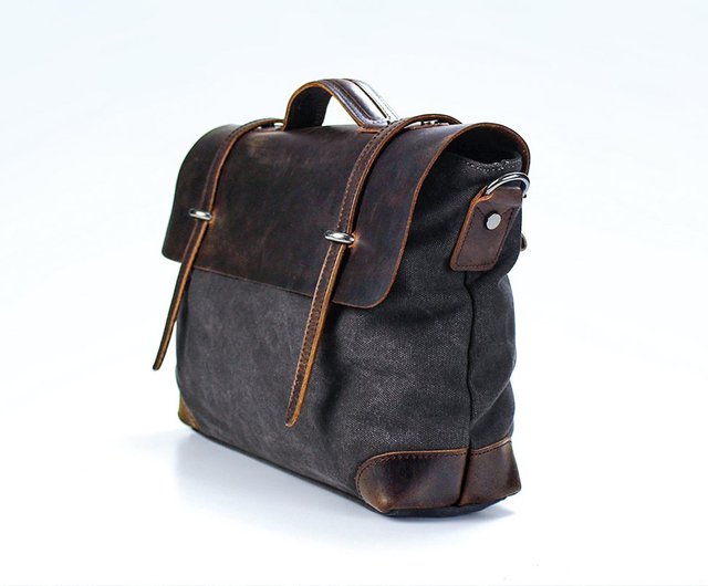 Canvas messenger sale laptop bag