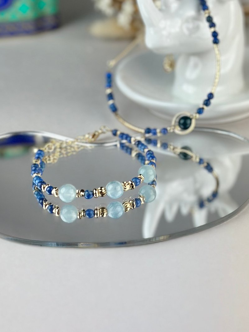 Lapis Lazuli and Aquamarine Natural Crystal Bracelet/Soothes emotions, self-confidence, communication, exorcism and transport - Bracelets - Crystal Blue