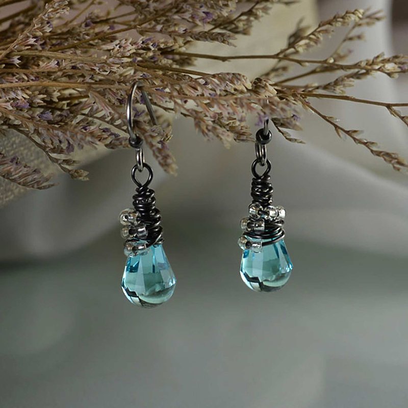 Green Lake floating feather earrings | Memorial engraving | Customized | Gifts - Earrings & Clip-ons - Gemstone 