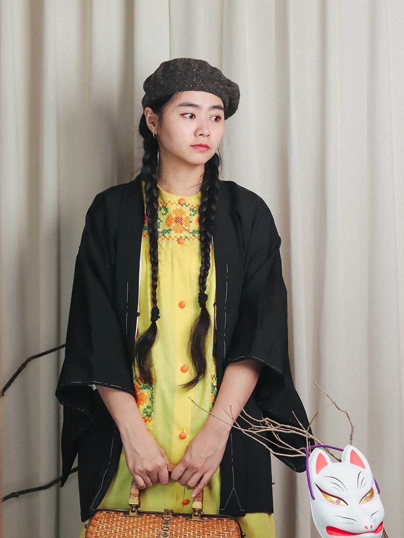 Tsubasa.Y│古著日本羽織A13 橘系花卉 黑色 和服 外罩 羽織 外套