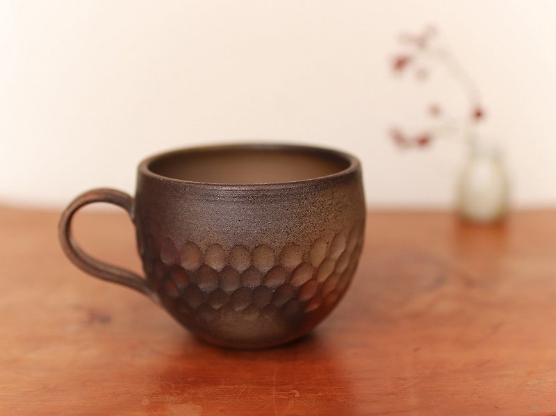 Bizen coffee cup (circle) c4-048 - แก้วมัค/แก้วกาแฟ - ดินเผา สีนำ้ตาล