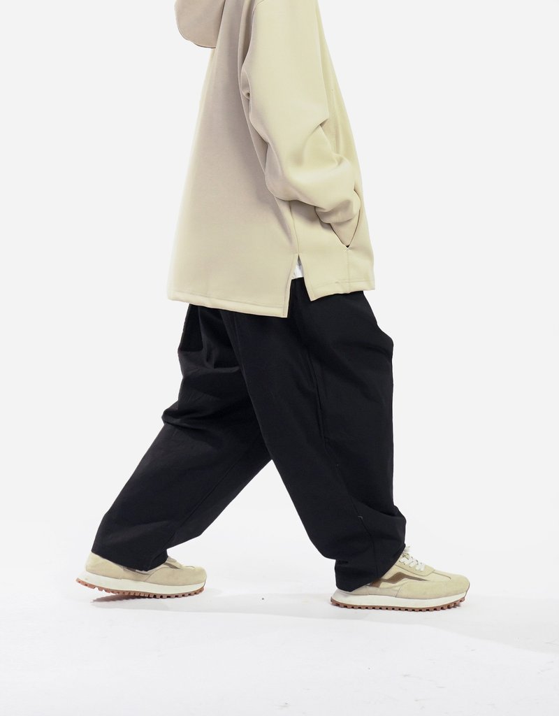 TopBasics 日系city boy大廓形棉質燈籠褲 黑色 - 男長褲/休閒褲 - 棉．麻 黑色
