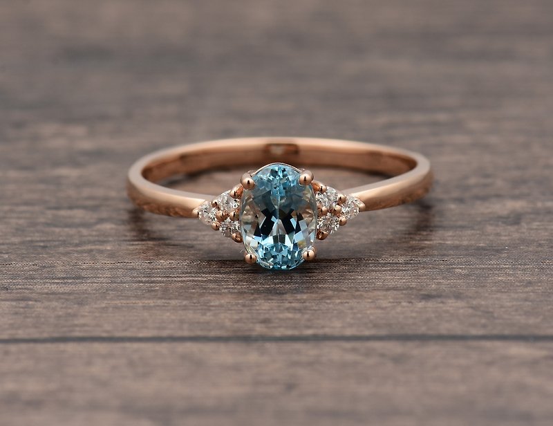Aquamarine ring in solid 18k rose gold - General Rings - Rose Gold Blue
