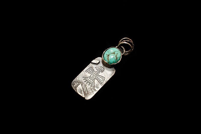 【Series of Crystal】Turquoise Eagle pattern silver pendant - สร้อยคอ - เครื่องเพชรพลอย สีเขียว