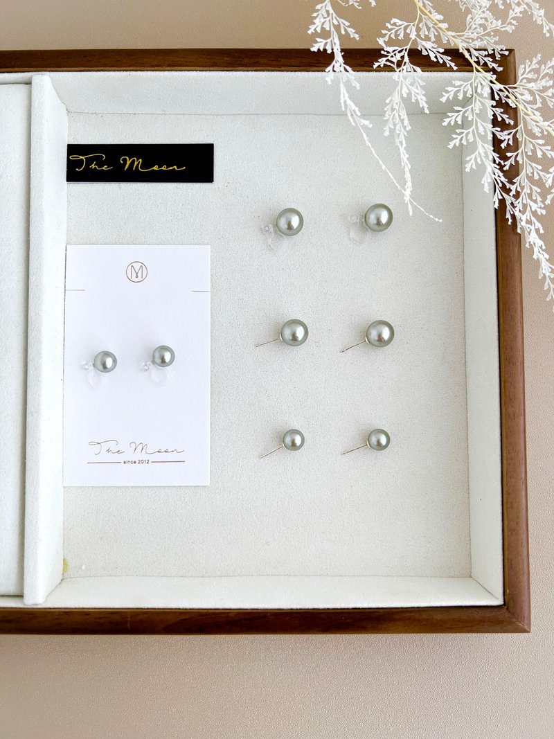 【Exquisite Gift Box】 Austrian Pearl Ear Clips - Spica Gray-green - ต่างหู - ไข่มุก สีเงิน