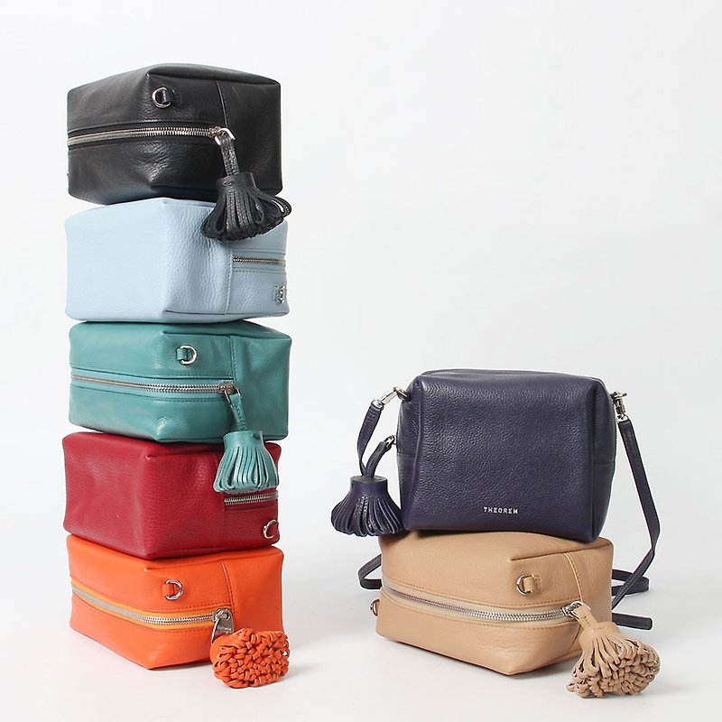 SEMI GAMMA crossbody bag 手工製 真皮斜背包 - Beige color - กระเป๋าถือ - หนังแท้ 