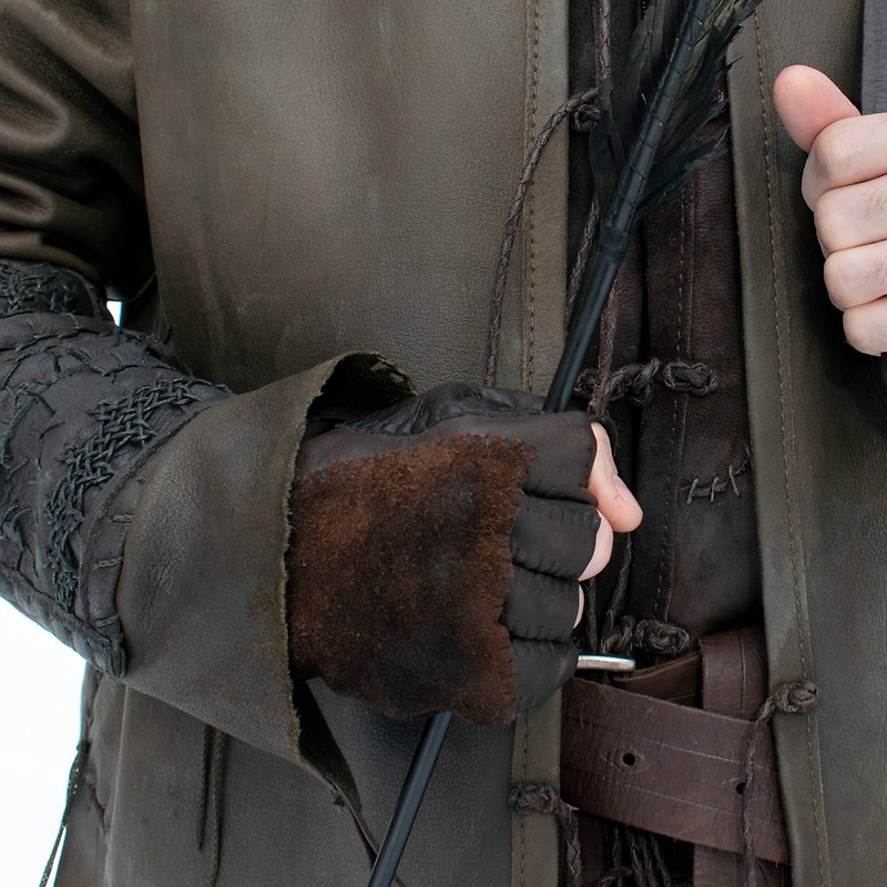 Strider's Right Glove replica / Aragorn (LOTR) / leather glove - Gloves & Mittens - Genuine Leather Brown