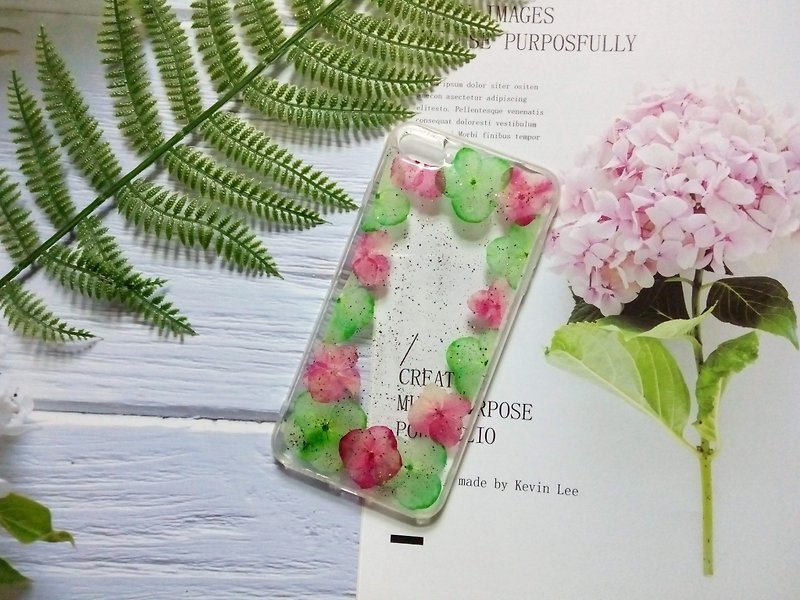 Pressed flower phone case, iPhone 7 plus, iPhone 8 plus, Spring color - Phone Cases - Plastic Multicolor
