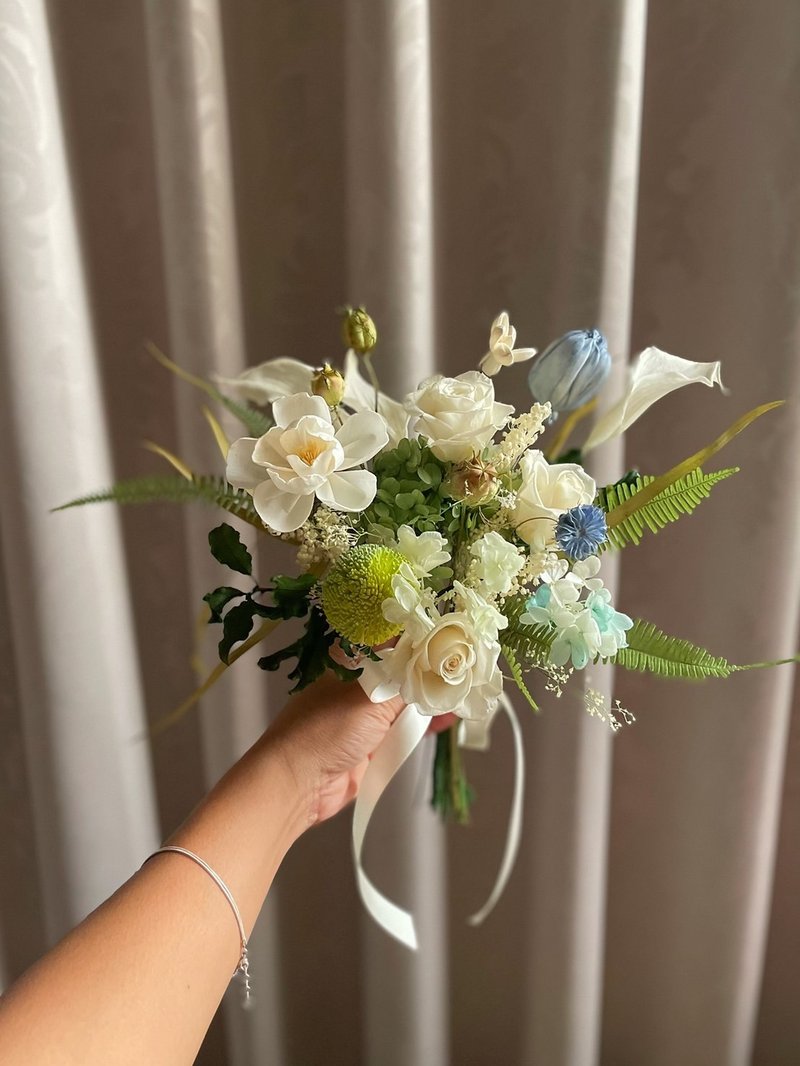 【永生花束】客製化永生花束/拍照捧花/新娘捧花/登記花束 - 乾燥花/永生花 - 植物．花 多色