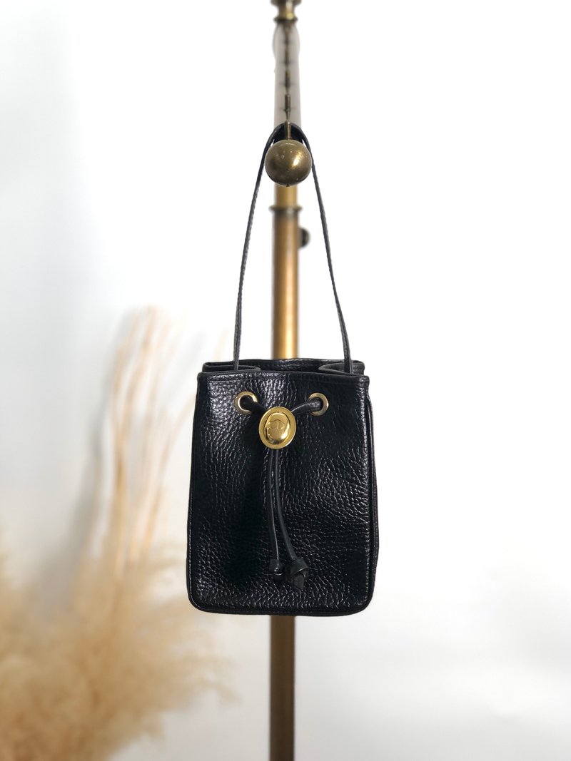 【 日本直送　名牌中古包 】Christian Dior クリスチャン ディオール ハンドバッグ ブラック ロゴ オーバル レザー ミニバッグ fvy4ax - 手提包/手提袋 - 真皮 黑色