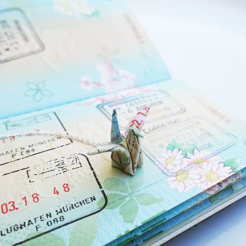客製化 | 旅遊護照項鍊 | 紙鶴 | 純銀 - 項鍊 - 紙 白色