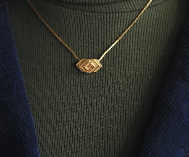 givenchy necklace