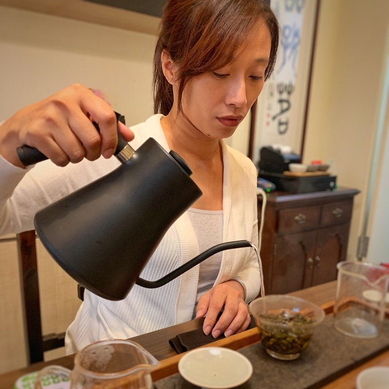 茶シリーズの生涯の使用の茶講座は常識から知識から実験への知識に教えられます。 - 写真/勉強会/セミナー - その他の素材 