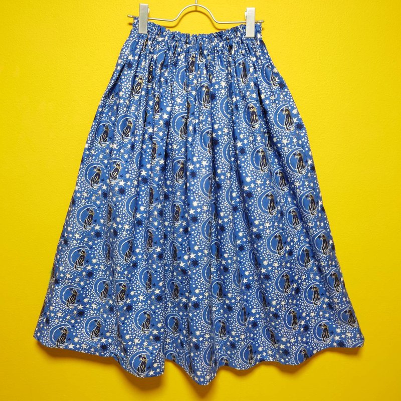 【Made to order】Metallic moon and cat skirt / made in JAPAN / USA fabric - กระโปรง - ผ้าฝ้าย/ผ้าลินิน สีน้ำเงิน