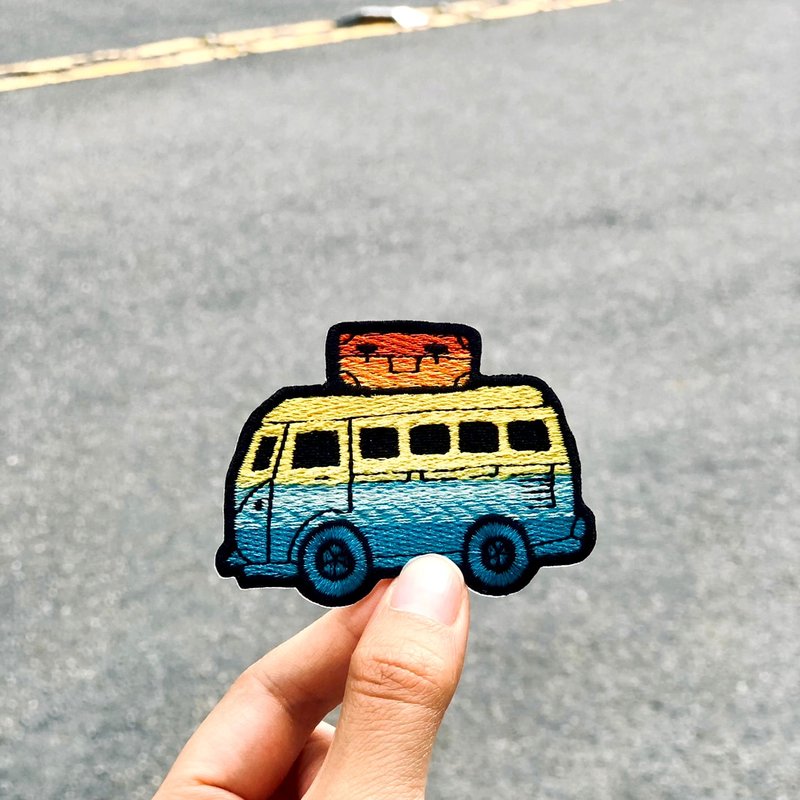 【去走走刺繡布貼】露營車款 - 編織/刺繡/羊毛氈/縫紉 - 繡線 