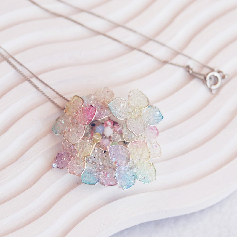 Glistening Hydrangea Dreams Necklace【fairy pastel】 - Necklaces - Glass Multicolor