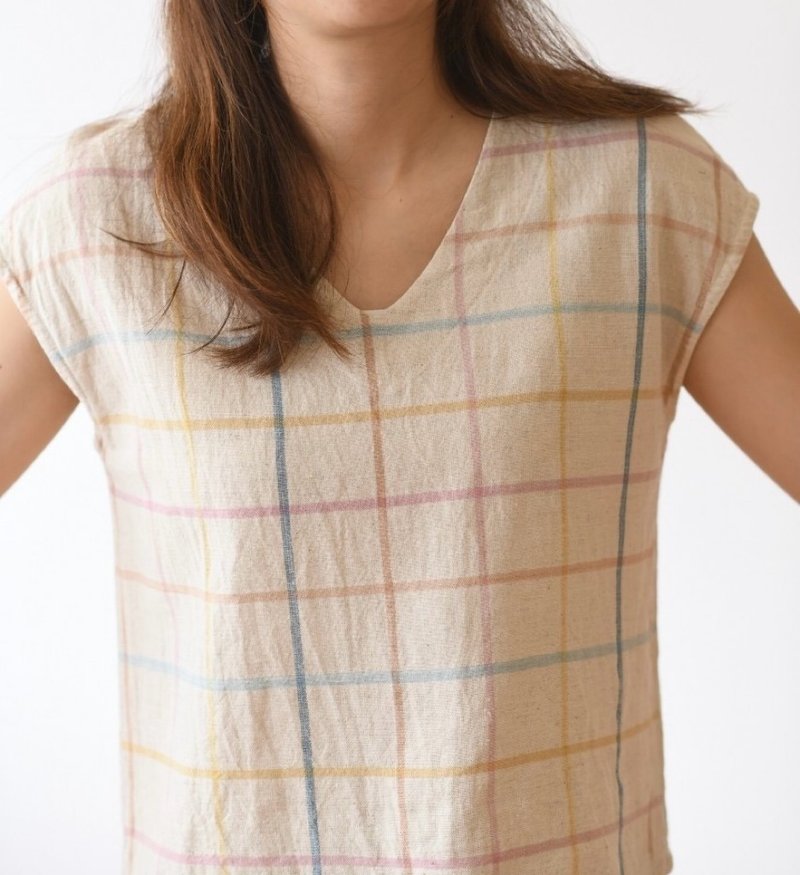 Hand woven hemp cotton blouse - 女上衣/長袖上衣 - 棉．麻 