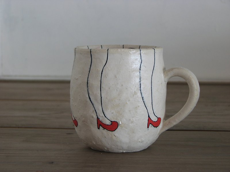 Red series coffee cup - แก้วมัค/แก้วกาแฟ - ดินเผา ขาว