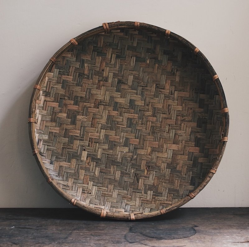 Early dense round citrus - Shelves & Baskets - Bamboo Brown