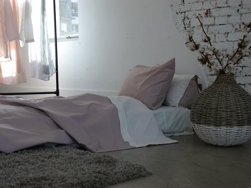 Rose-coloured you (Rose Quartz Pink) Organic Cotton Single Quilt - เครื่องนอน - ผ้าฝ้าย/ผ้าลินิน 