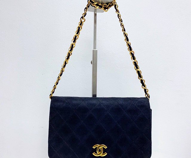 Chanel old fragrant matelasse suede cocomark WOC chain shoulder bag - Shop  cnjpvintage Messenger Bags & Sling Bags - Pinkoi