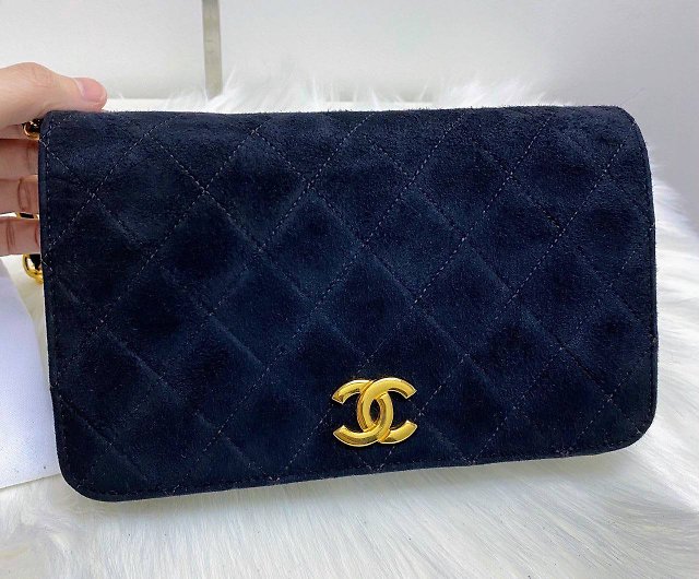 Chanel old fragrant matelasse suede cocomark WOC chain shoulder bag - Shop  cnjpvintage Messenger Bags & Sling Bags - Pinkoi